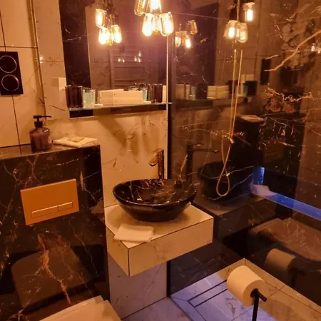 Happy Time Together Z Jacuzzi 4*