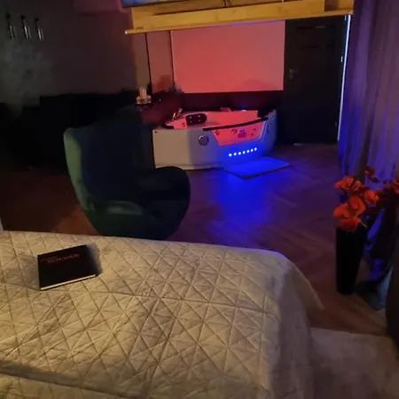 게스트하우스 Happy Time Together Z Jacuzzi Wojkowice