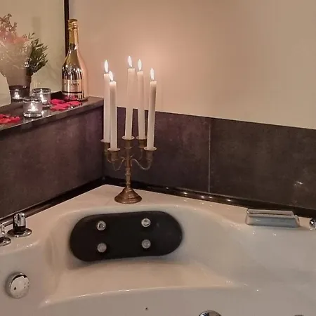 Happy Time Together Z Jacuzzi