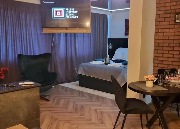 Happy Time Together Z Jacuzzi Penzion Wojkowice