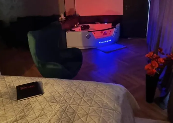 Penzion Happy Time Together Z Jacuzzi Wojkowice