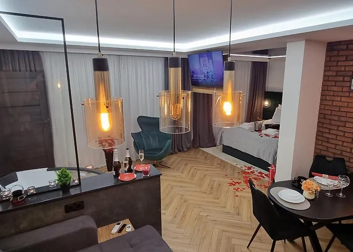 Happy Time Together Z Jacuzzi 4*