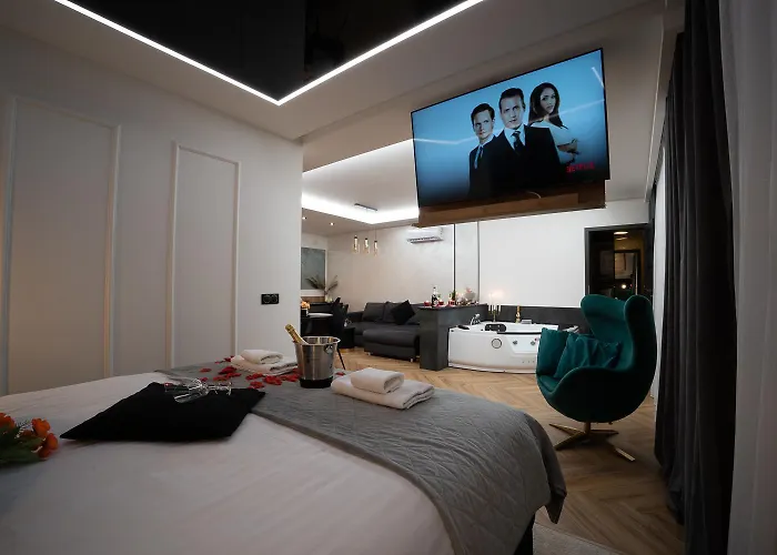 Happy Time Together Z Jacuzzi Penzion